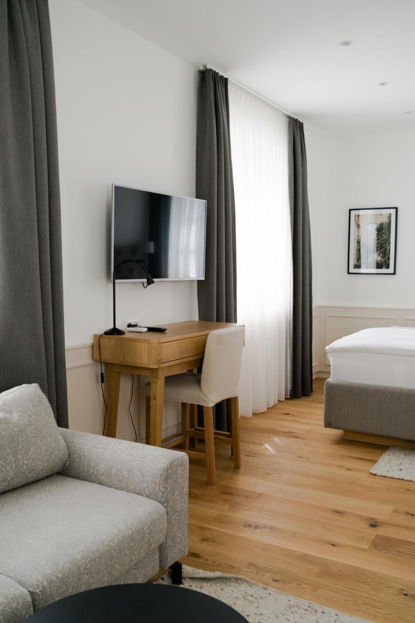 Hotel Gasthof Koenig Kremsmünster المظهر الخارجي الصورة