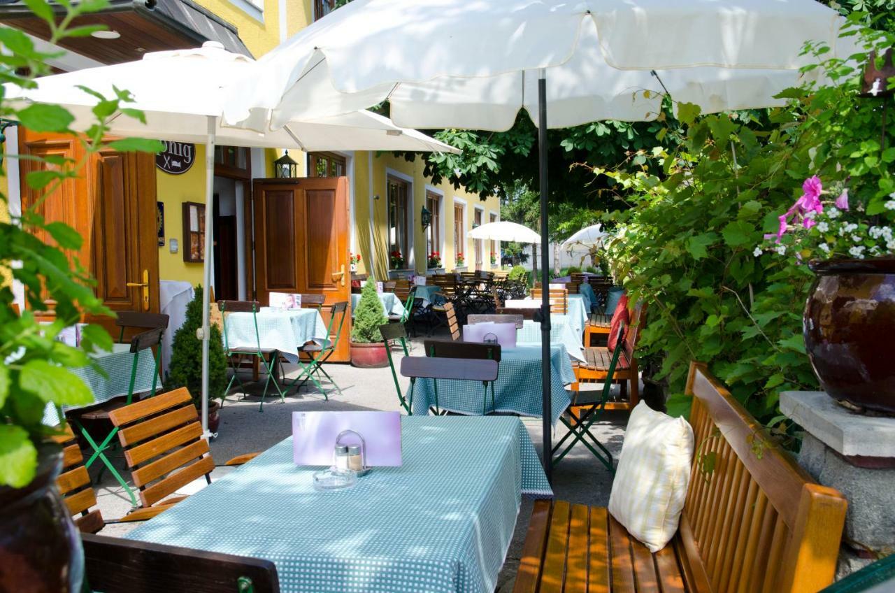 Hotel Gasthof Koenig Kremsmünster المظهر الخارجي الصورة
