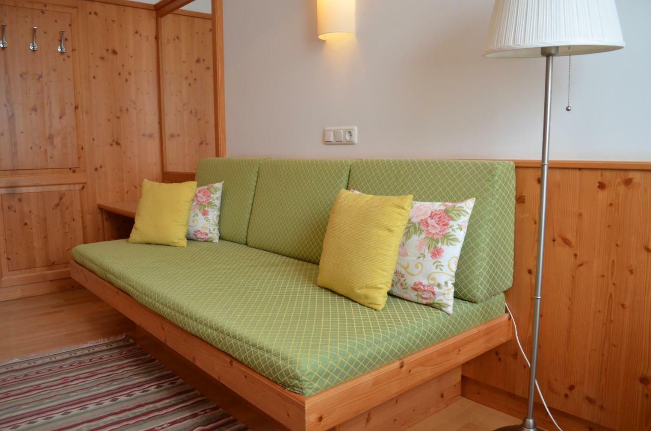 Hotel Gasthof Koenig Kremsmünster المظهر الخارجي الصورة