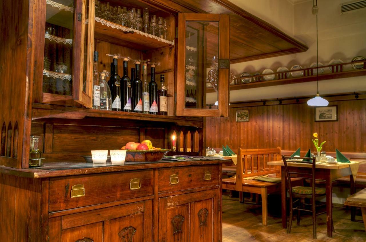 Hotel Gasthof Koenig Kremsmünster المظهر الخارجي الصورة
